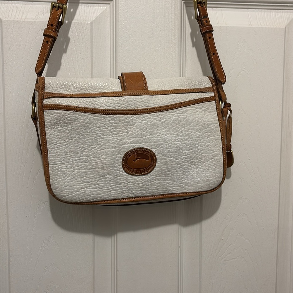 Vintage Dooney and Burke White and Brown Leather Shoulder Bag - Picture 5 of 9